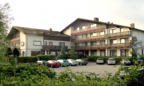 Гостиница Hotel am See  Neubäu